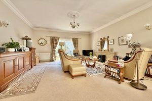 24' Living Room- click for photo gallery